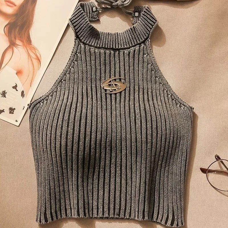 

Femme сексуальный винтажный топ с лямкой на шее, расширенный черно-белый цвет, смешанный топ, летняя тенденция, модный тонкий вязаный укороченный топ для женщин