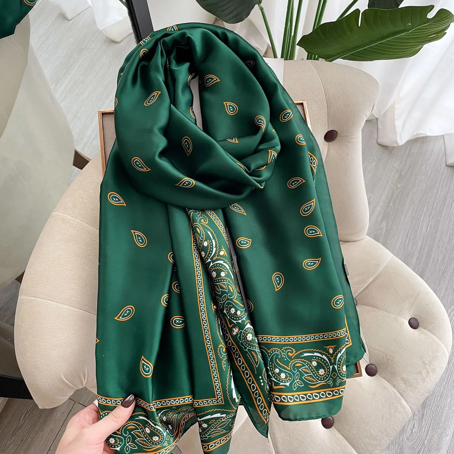 1 Pcs 180x90 Cashew flower patterned large scarf, imitation silk scarf, women's dual-purpose air conditioner shawl, gauze towel, image 6