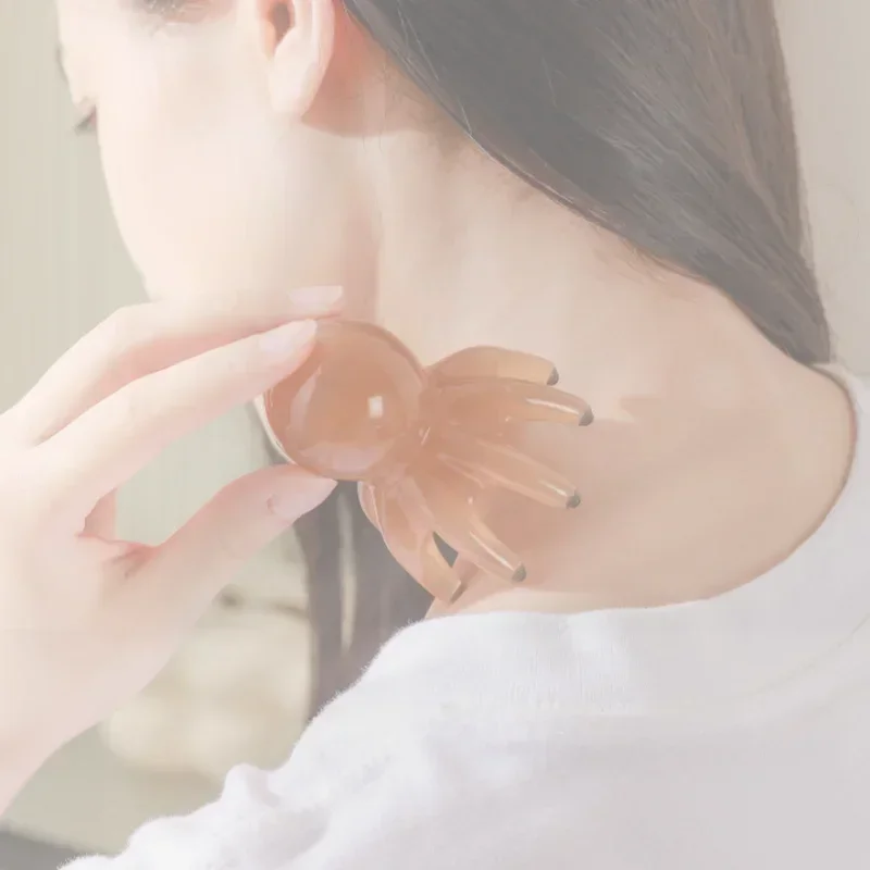 

Portable Octopus Comb Scalp Gua Sha Resin Device 8Claws Therapy Relaxation Tool Hair Care BodyMassage