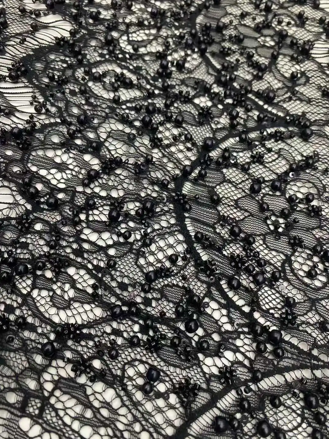 2026 أسود 5Y فاخر فرنسي أفريقي مصنوع يدويًا لؤلؤ صغير تول دانتيل ترتر شبكي دانتيل نيجيريا قماش لفساتين الزفاف 1954