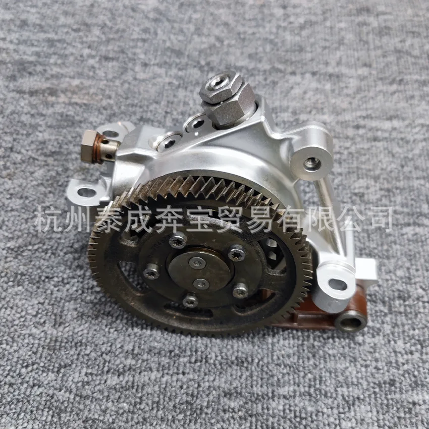 Suitable For BMW E60/E63 S85 M5 M6 11367837594 11367841784 Oil Pump