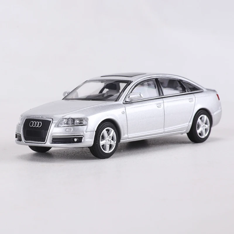 

Модель автомобиля MASID 1:64 A6L(C6) из серебряного сплава