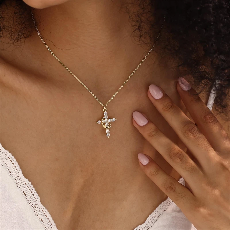 Exquisite Zirkon Kreuz Anhänger Halskette für Frauen Trendy Licht Luxus Gold Farbe Drehbare Krone Halskette Schmuck Großhandel – Detail 9