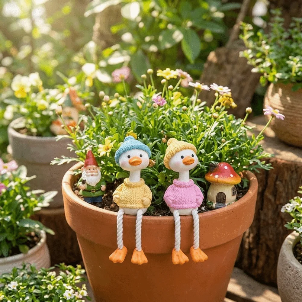 4PCS Realistic Mini Duck Ornament Cute Cartoon Computer Monitor Decoration PVC Hanging Duck Figurine Ecological Micro Landscape