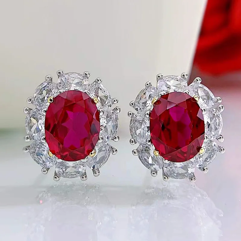 S925 pure silver earrings 7 * 9mm ruby earrings are simple, stylish, and exquisite jewelry earrings