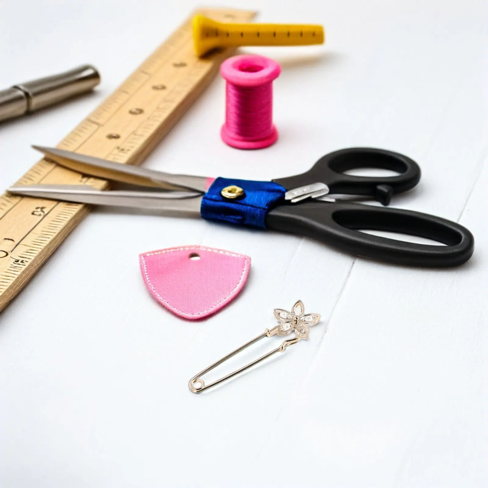 6 piezas de clips ajustadores de cintura, hebilla desmontable para tensar ropa, pasador ajustador de vestidos, para asegurar la cintura de pantalones