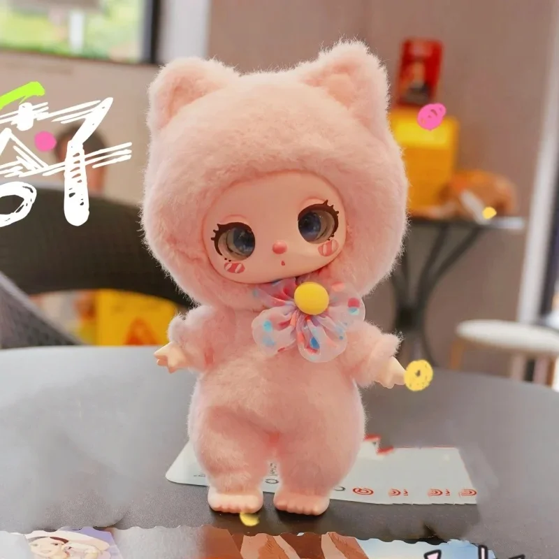 Liila Luky Cat Series ไวนิล Plush กล่องตาบอด Kawaii กระเป๋าจี้น่ารัก Liila Mystery Box ชุดของขวัญของเล่นเป็นของขวัญสําหรับเพื่อน