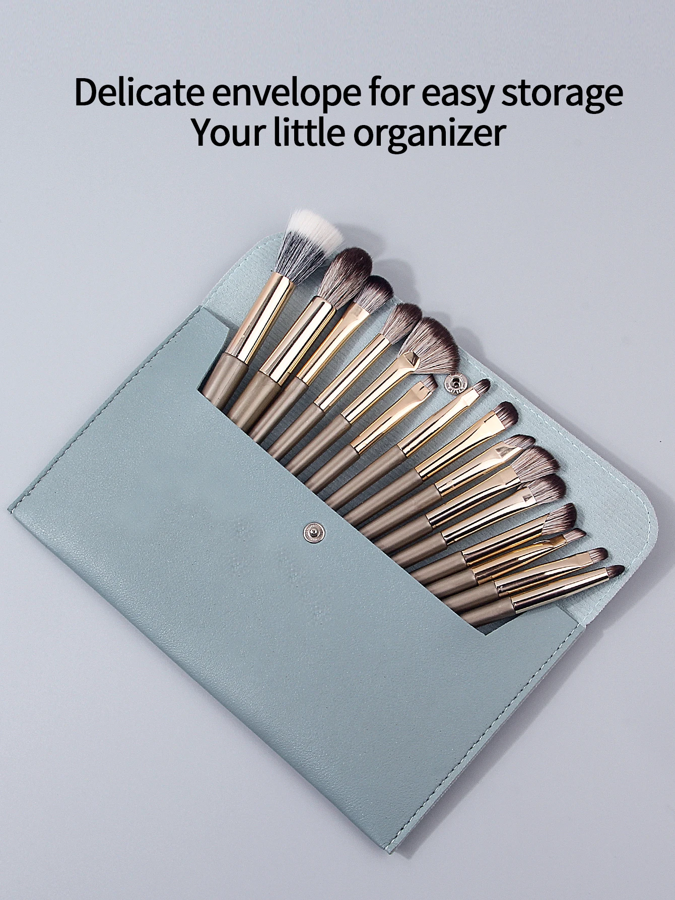 Pennello per fard da 15 pezzi, pennello per cipria, pennello a ventaglio, set di pennelli per trucco multifunzionale + 1 borsa di stoccaggio portatile di grande capacità