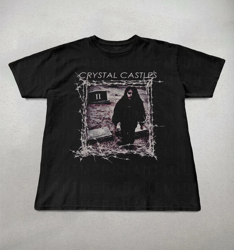 Crystal Castles 90s Style Grunge Graphic T-shirt Vintage Grunge Style Punk Cotton T-shirt Men Women Harajuku Y2K Streetwear Tops