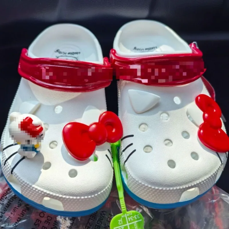 

Hello Kitty Across Crocs Parent-child Non-slip Beach Slippers