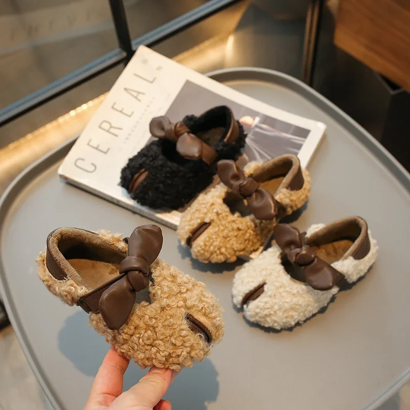 

2024 Girls Cotton Shoes Warm Winter Shoes for Children Fashion Bowtie Kids Causal Fluffy Plush Flat Slip-on Shoes Simple Style