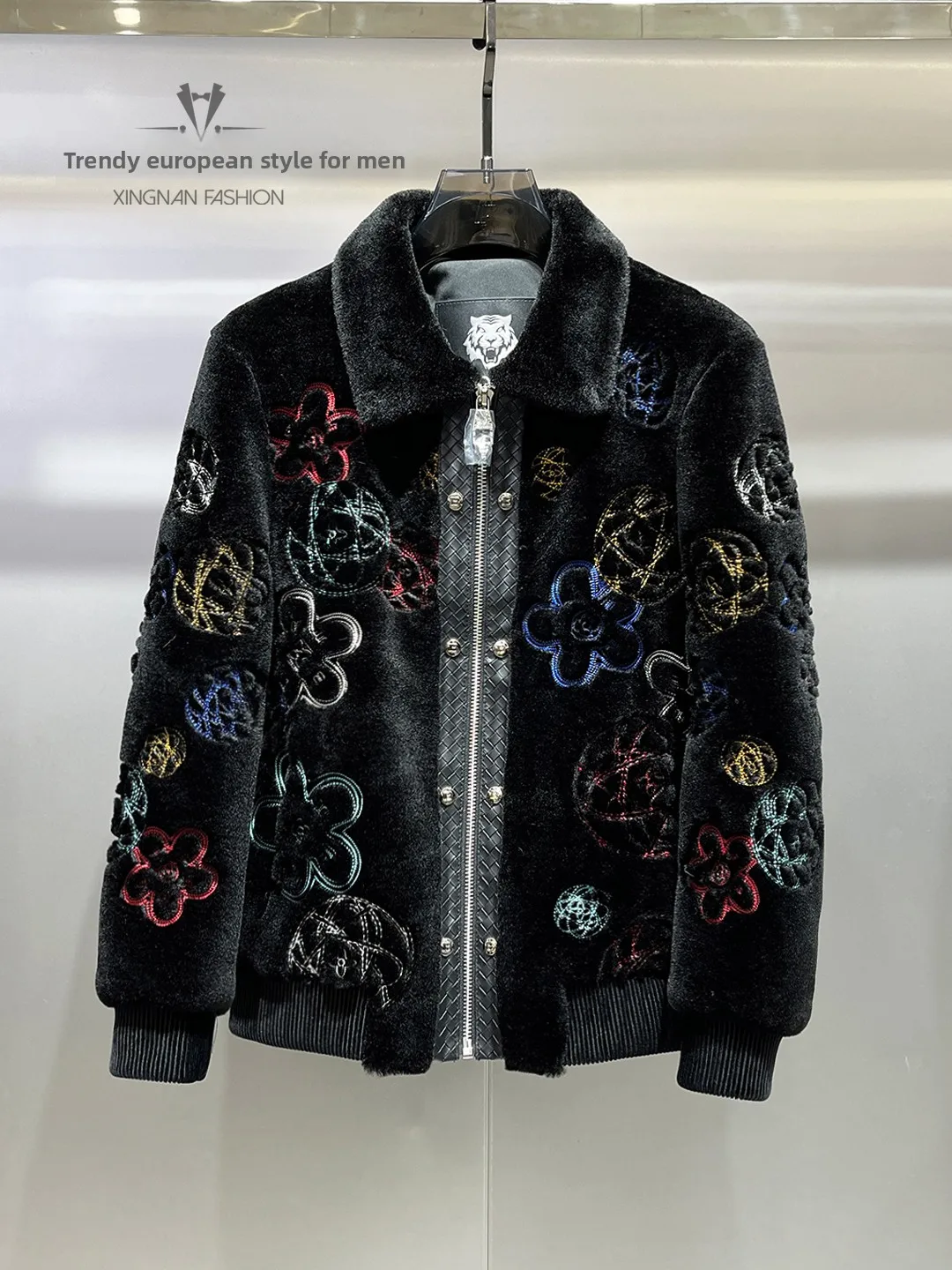

Embroidered Golden Mink Jaet Men's Faion Thiened Warmth Collar Stand up Winter Outerwear Polyester Wool Blend