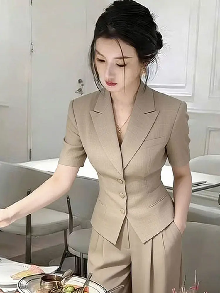 

Khaki Professional Commute Set Women Summer 2026 Slimming Top Casual Pants Two Piece Set Fashionable High Waist