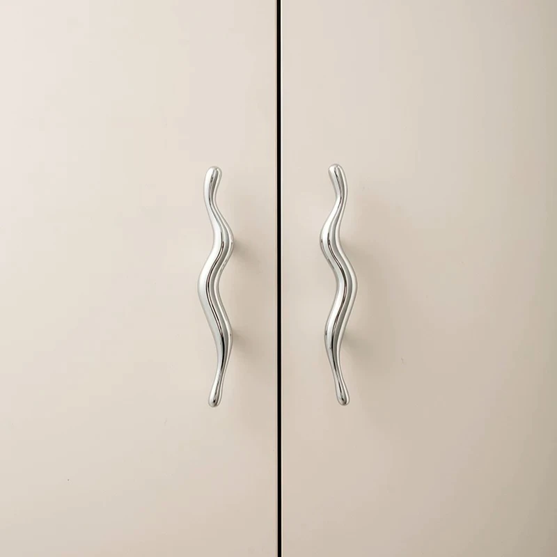 European Minimalist Brass Furniture Handle Cabinet Bar Pulls Bedroom Dresser Bedside Handle Chrome Plating Door Handle Pull