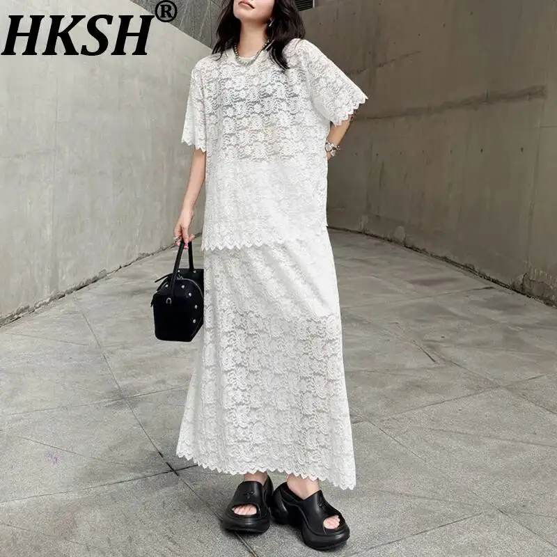 

HKSH Women Casual Two-piece Set O-neck Short Sleeves Sexy Sheer Hollow Out Lace T-shirt Elastic Waisted Ins Skirt Summer HK22996