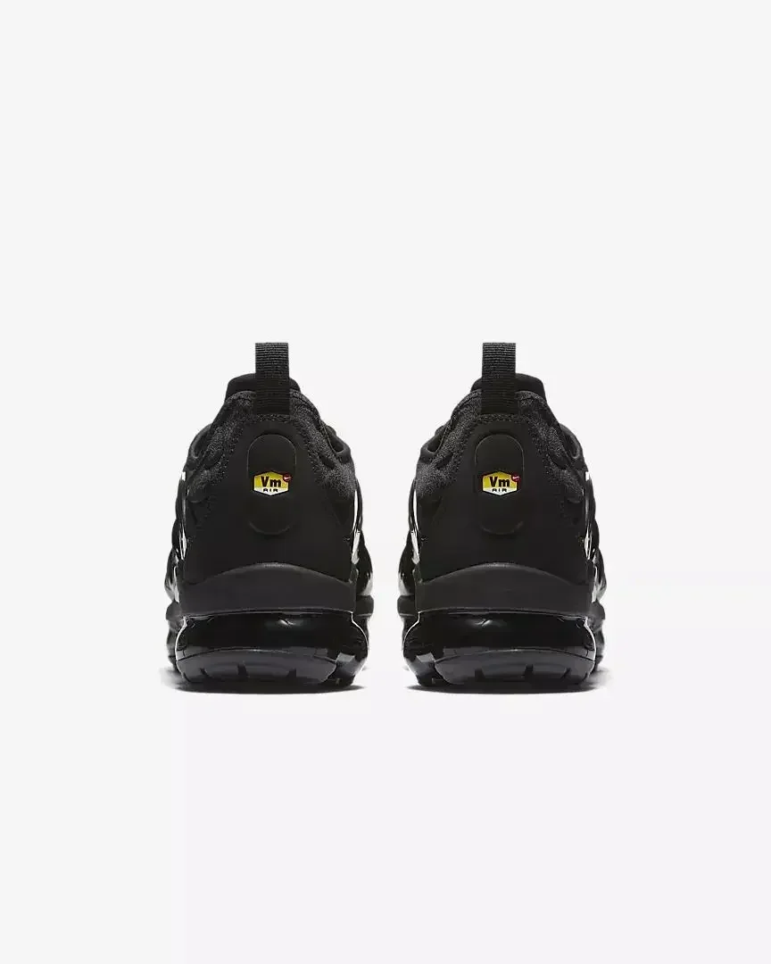 Nike Air Vapormax Plus Men and Women Trainers Running Shoes Flyknit Sneakers with Air Sole Nike Sneaker