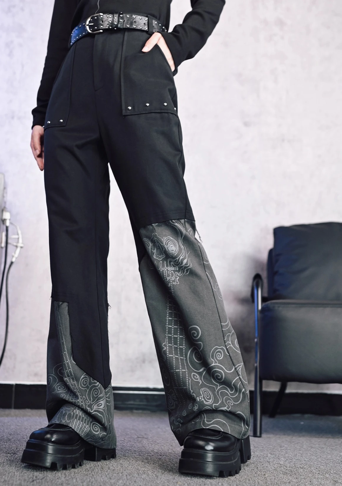 Temperament New Chinese High Waist Gothic Irregular Printed Bootcut Pants Girl Spring Autumn Retro Punk Riveted Slim Pantses