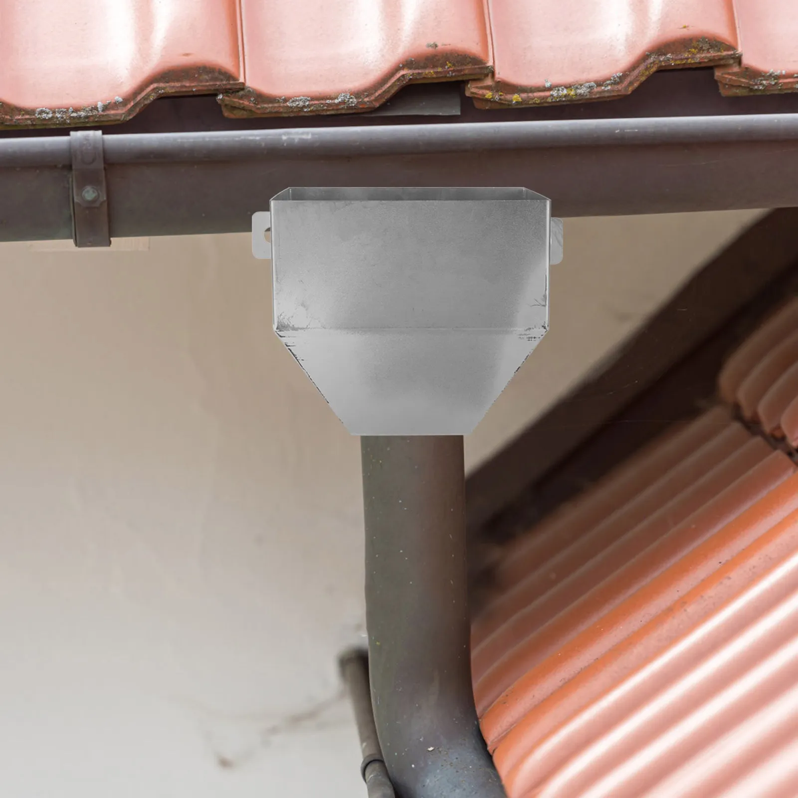 304 Stainless Steel Flat Roof Drain Downspout Adapter 45Mm Drain Pipe Rain Gutter Connector for Home Downspout Adapter