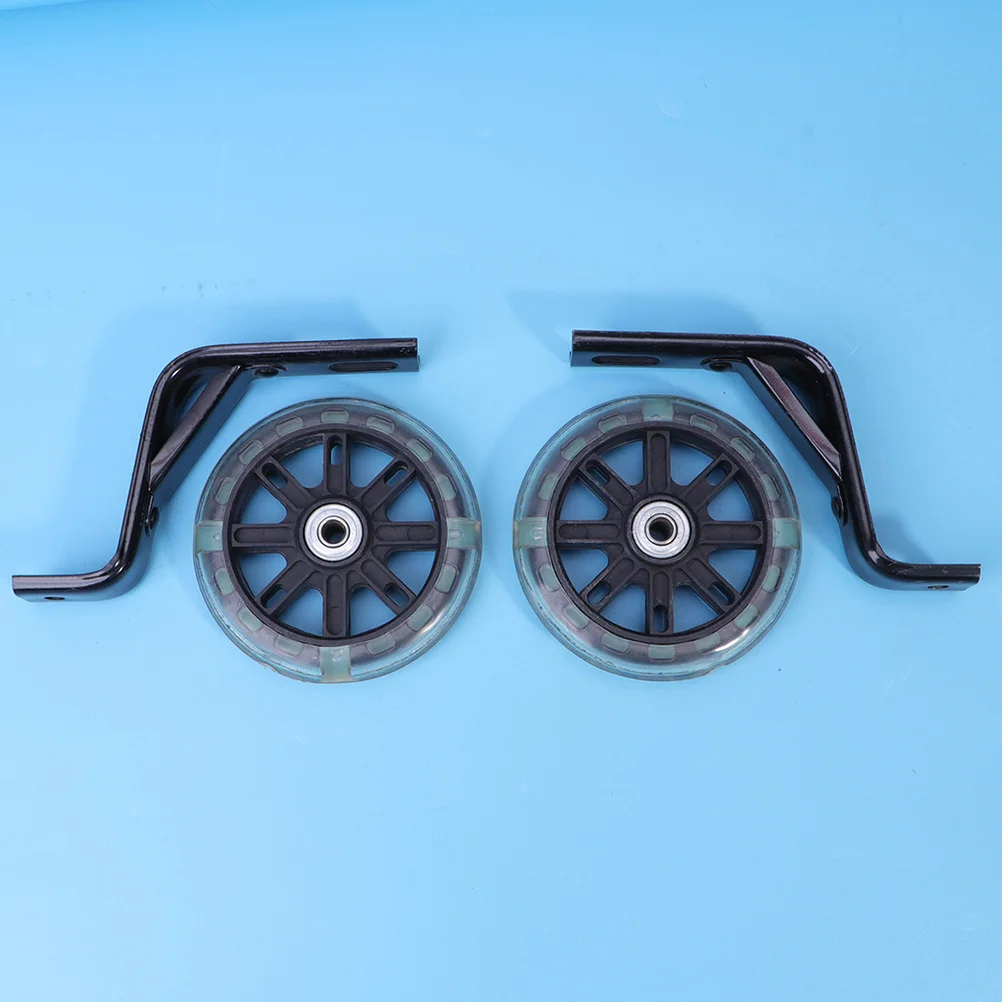 

2 шт. вспомогательные колеса для детского велосипеда, черные, мигающие, бесшумные, прочные, износостойкие, регулируемые для 18-дюймового детского велосипеда, баланс