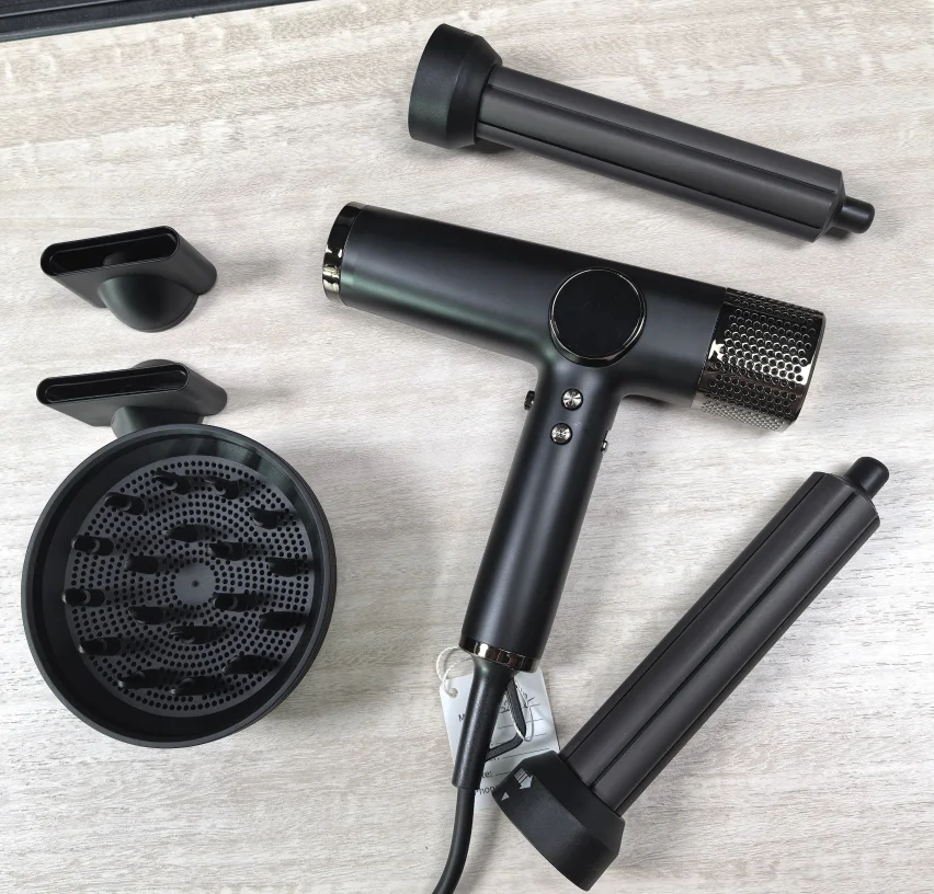 

Высокоскоростной фен Профессиональный 5в1 110000 об/мин Ионный салонный фен с ЖК-дисплеем Настенный OEM