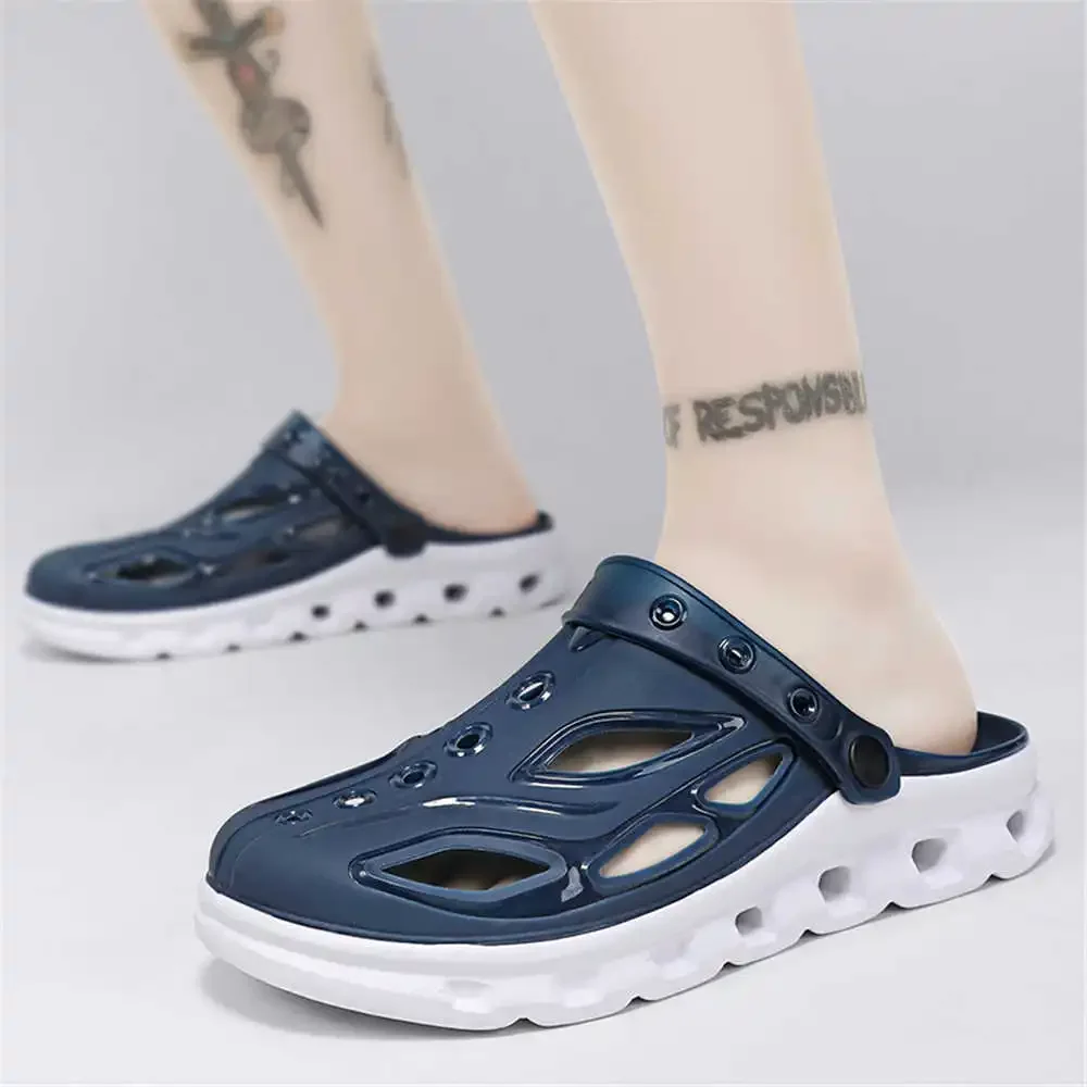 Number 43 Without Heels White Tennis Men Soft Slippers Men Sandals Shoes Sneakers Sports Sapatenis Low Cost Suppliers