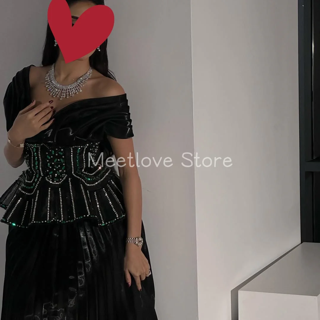 Meetlove-vestidos de noche de cristal negro con hombros descubiertos, cuentas personalizadas, sin mangas, cuello en V, largo hasta el suelo, línea A, fiesta de lujo
