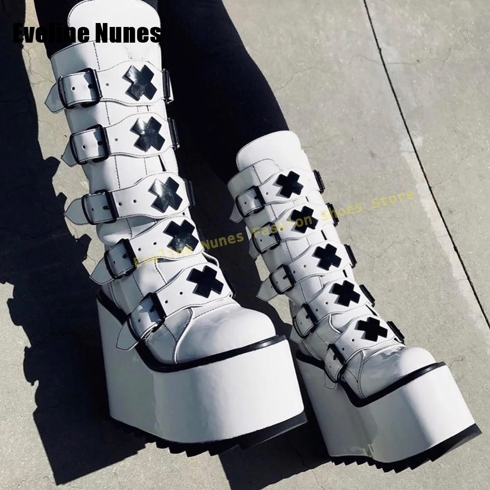 

Женские белые лакированные ботинки на платформе с танкеткой, с множеством ремешков и пряжками, в готическом панк-стиле, высокие до колена, для косплея, Y2K, модные туфли