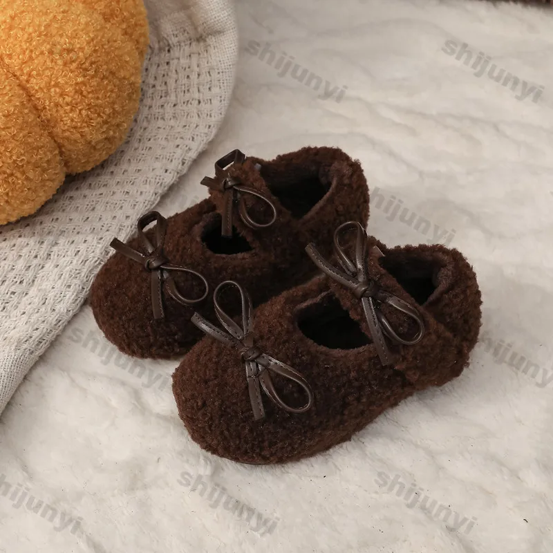 Zapatos de algodón de invierno para niños, zapatos gruesos y cálidos de piel de felpa, lazos de invierno para niñas, mocasines planos esponjosos de piel cálida acolchada de algodón para niños