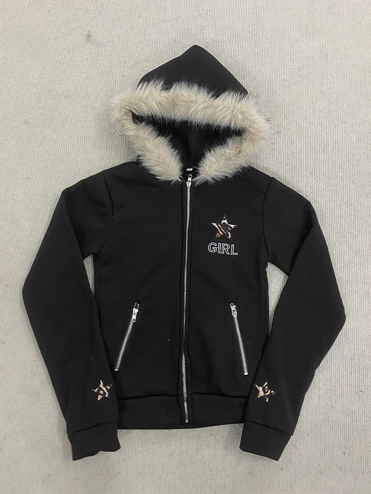 سترة بغطاء للرأس بحروف بيضاء كلاسيكية أمريكية كلاسيكية للنساء شتوية مبطنة بالفرو الصناعي سترة مريحة ملابس خروج 2026 جديدة #2