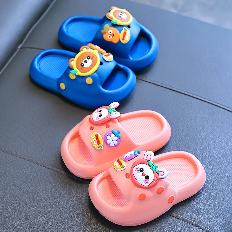 Adorable and Lightweight Children\'s Slippers, Designed for Indoor and Outdoor Use in Summer