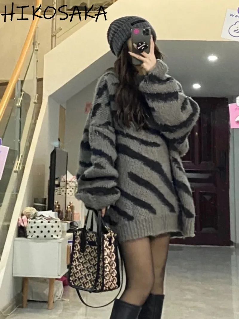 Vintage Zebra-stripe Sweater Women Simple O-neck Long Sleeve Loose Pullovers Autumn Winter Warm Casual Outwear Pull Femme