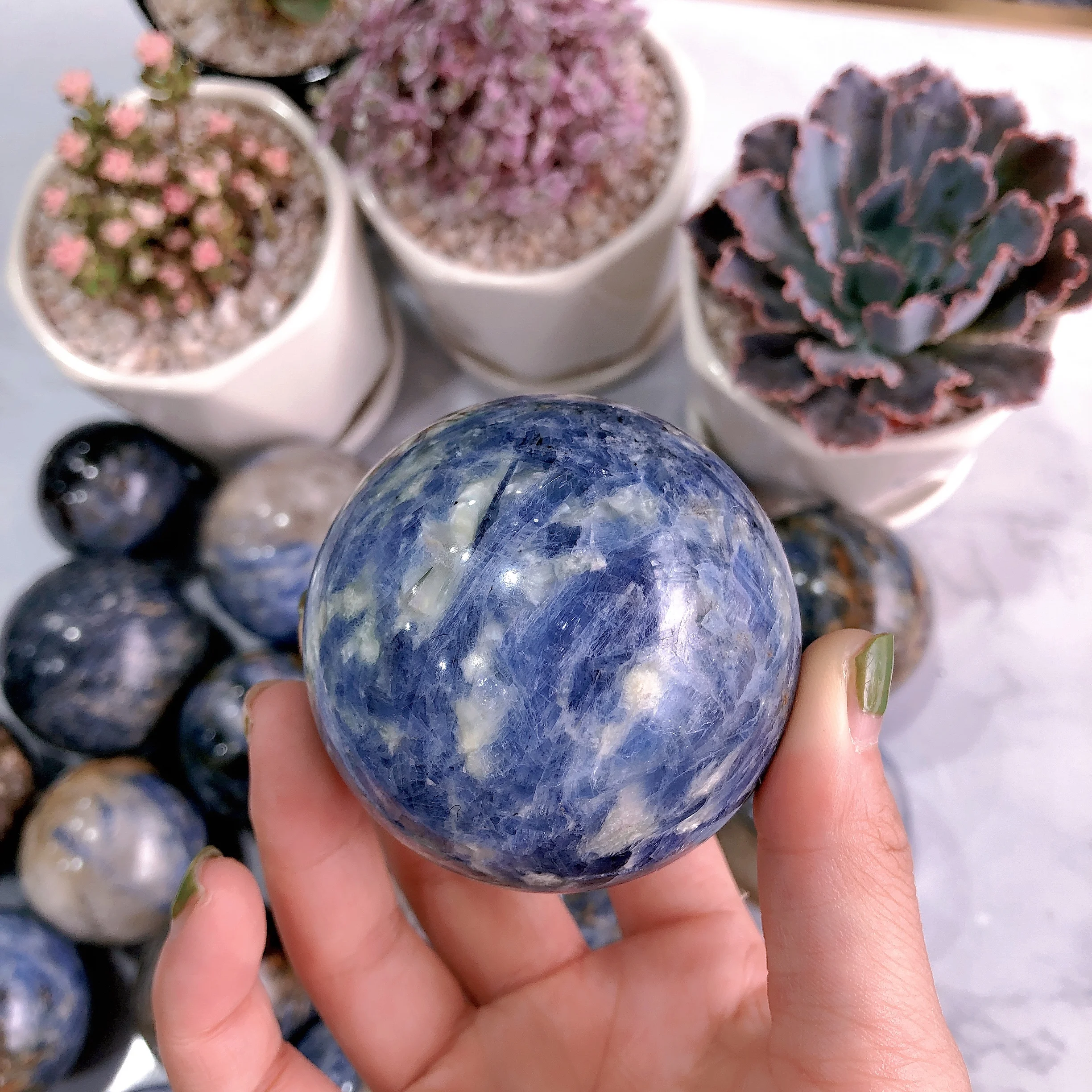 

Natural Kyanite Stone Sphere Crystal Reiki Healing Ball Kyanite crystal and white crystal symbiosis ball 1pcs + base 1pcs