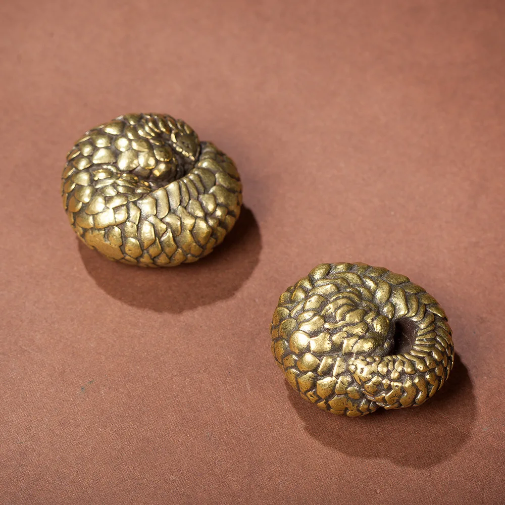 1 piece of brass office desk pangolin small ornaments bronze tea pet jewelry crafts gifts hand toy pieces