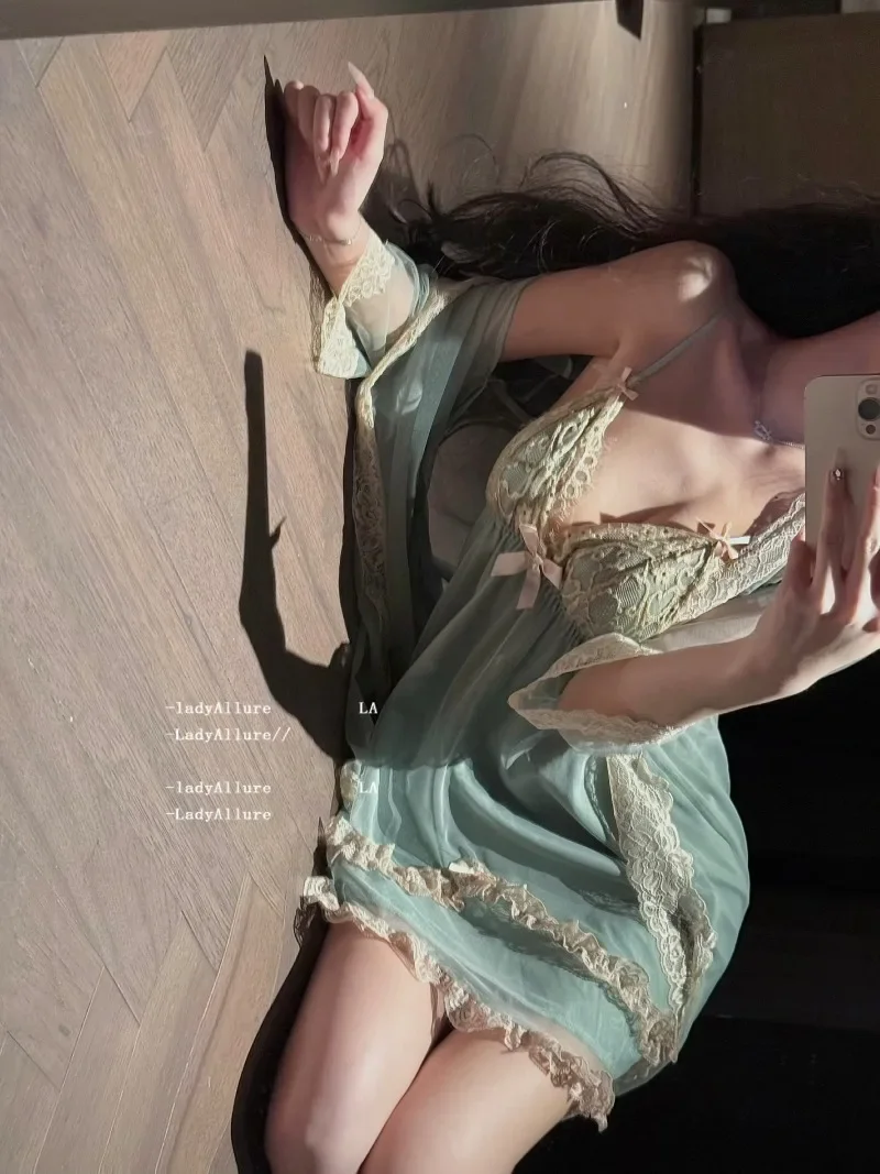 

2026 Dream Nightdress See Through Lace Nightdress with Chest Pad Sexy Lingerie Women's Dressing Gowns Pajamas Ladies Loungewear