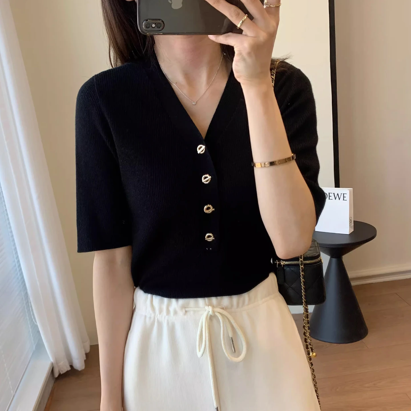 

Slim Fit Ice Silk Metal Bule V-Ne Вязаный топ ort Sve Верхняя корейская летняя футболка Женская тонкая модная футболка ...