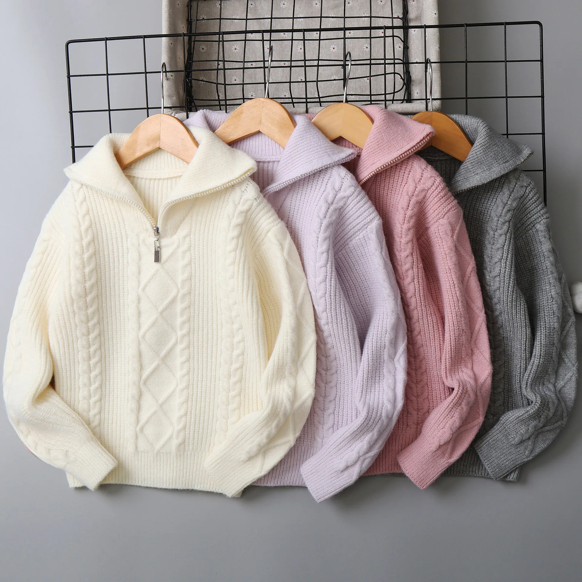 

Half zipper twist knit girls' sweater Zhongda children's autumn and winter children's sweater 2024 new children's wear