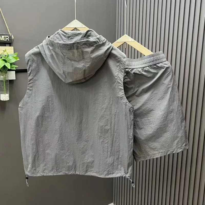2026 Summer New Men's Casual Hooded Sleeveless 2 Piece Set Lightweight Ice Silk Loose Knee Length Shorts Korean Style view 3