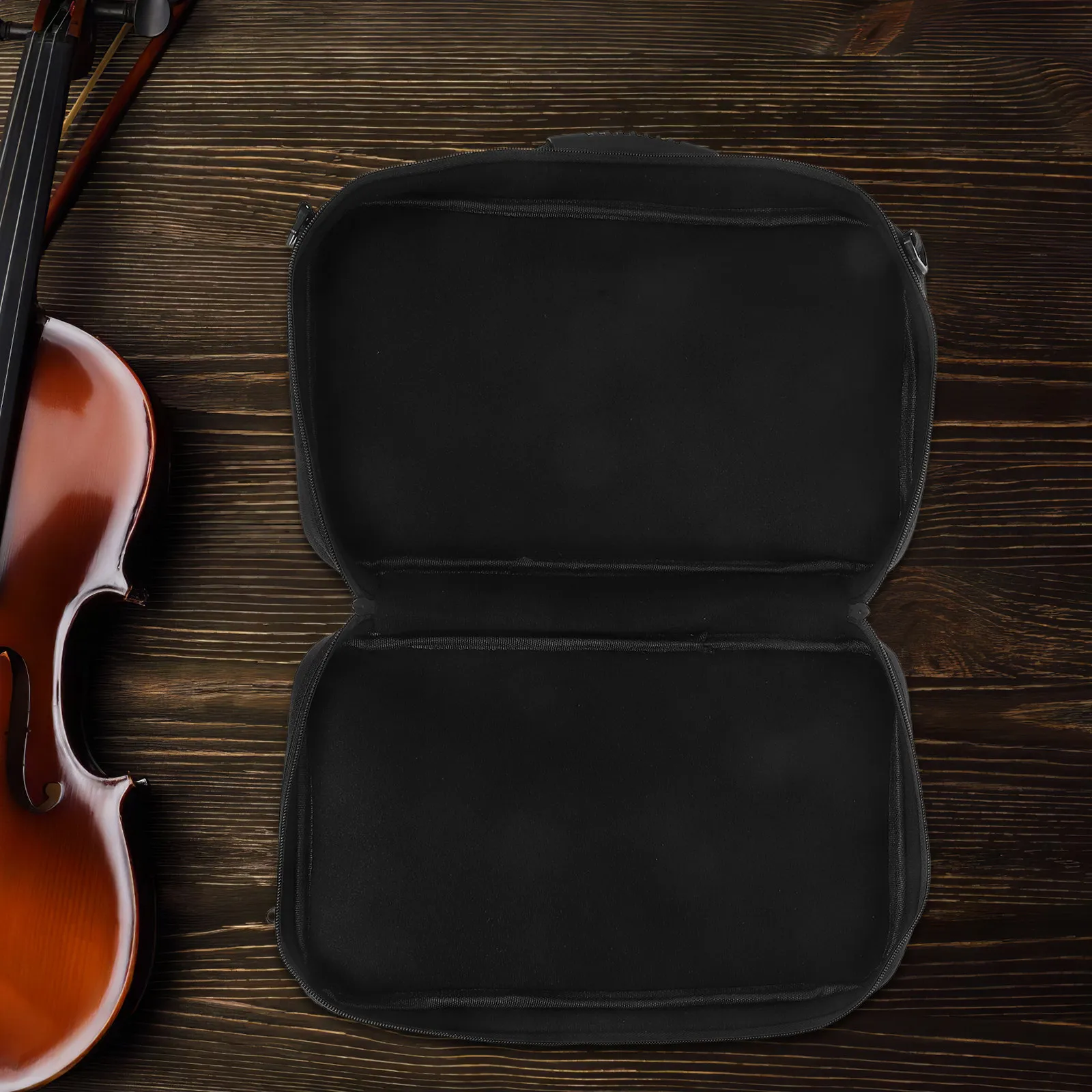 Premium Waterproof Shockproof Clarinet Storage Pouch in Black Oxford Fabric for Safe Transport & Protection