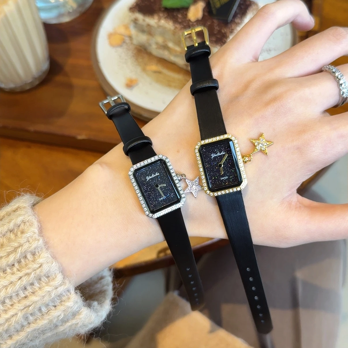 

Luxury Starlight Dial Design Women's Watch Personality Fashion Casual Niche Women's Quartz Watch Elegant Girl's Watch Gift