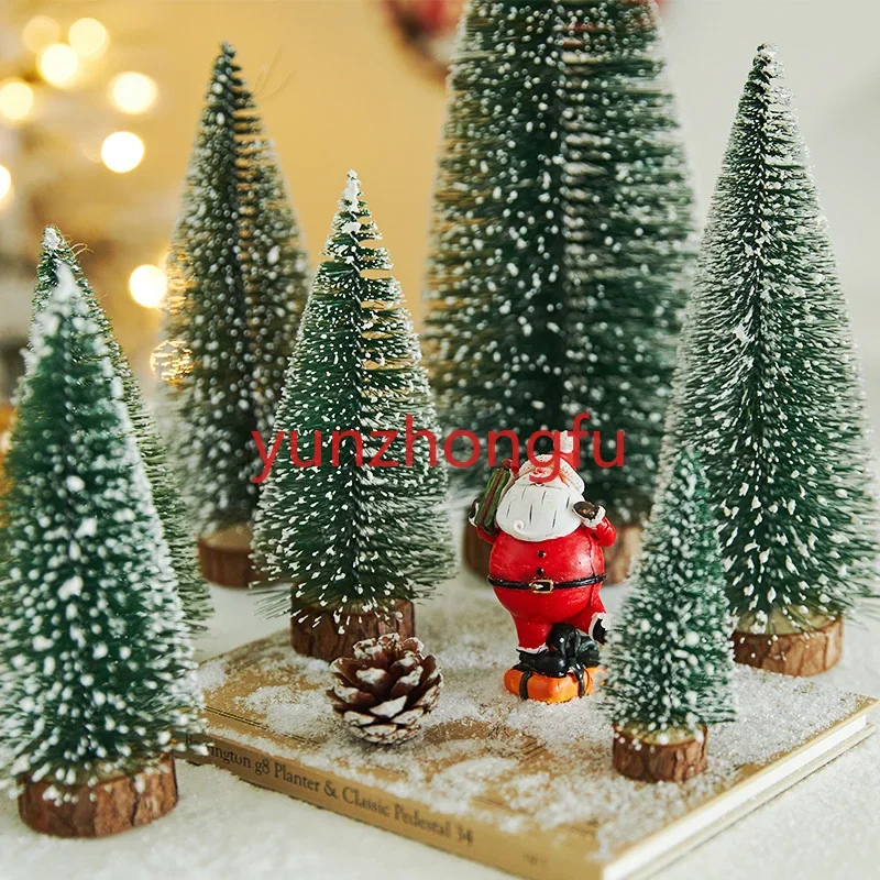 Christmas mini Christmas tree table ornament stained with white snow scene small pine needle tree