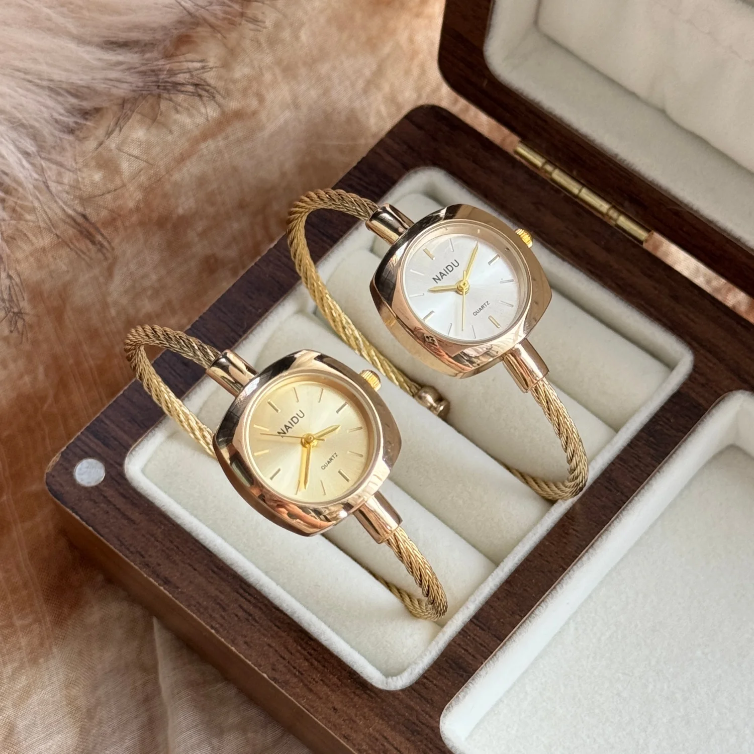 

Fashion Gold Fine Strap Ladies Watch For Bangle Bracelet Dress Clock Female Lady Saati Girls Wristwatch Womens Watches Relogio