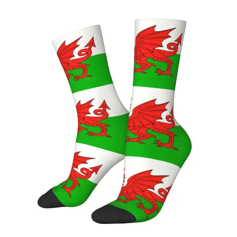 

Y2K Fashion Wales Flag Women Men Warm 3D Printing Welsh Red Dragon Basketball Sports Socks