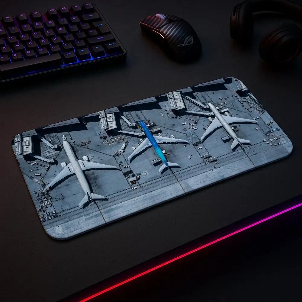 

Большой коврик для мыши с видом на аэропорт, игровой коврик, большой XXL90x40 см x 5 мм, коврики для стола, игровые аксессуары, детали ПК