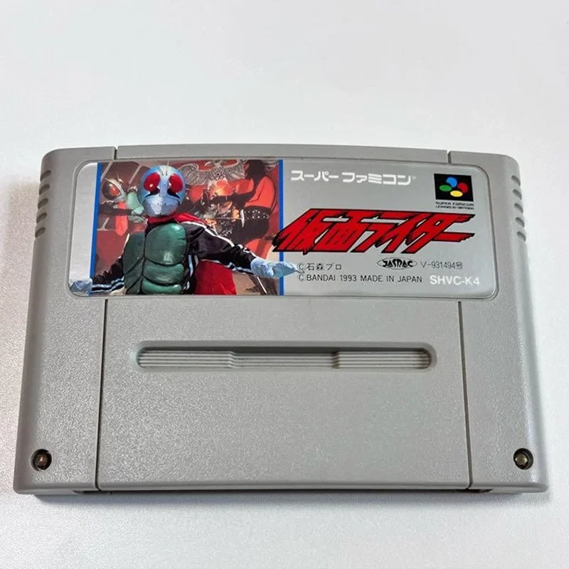 

16-битные игровые карты: Каменсрайдер (Японская версия NTSC!!)