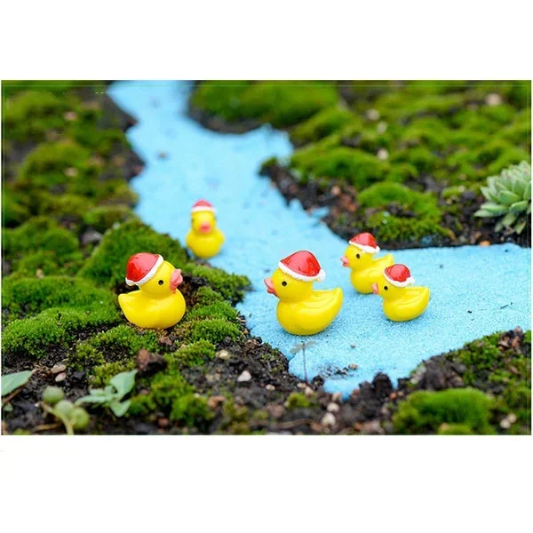 10 PCS Cute DIY Miniature Resin Christmas Hat Yellow Duck Micro Landscape Garden Decor Christmas Decor Crafts Slime Charm Ducks