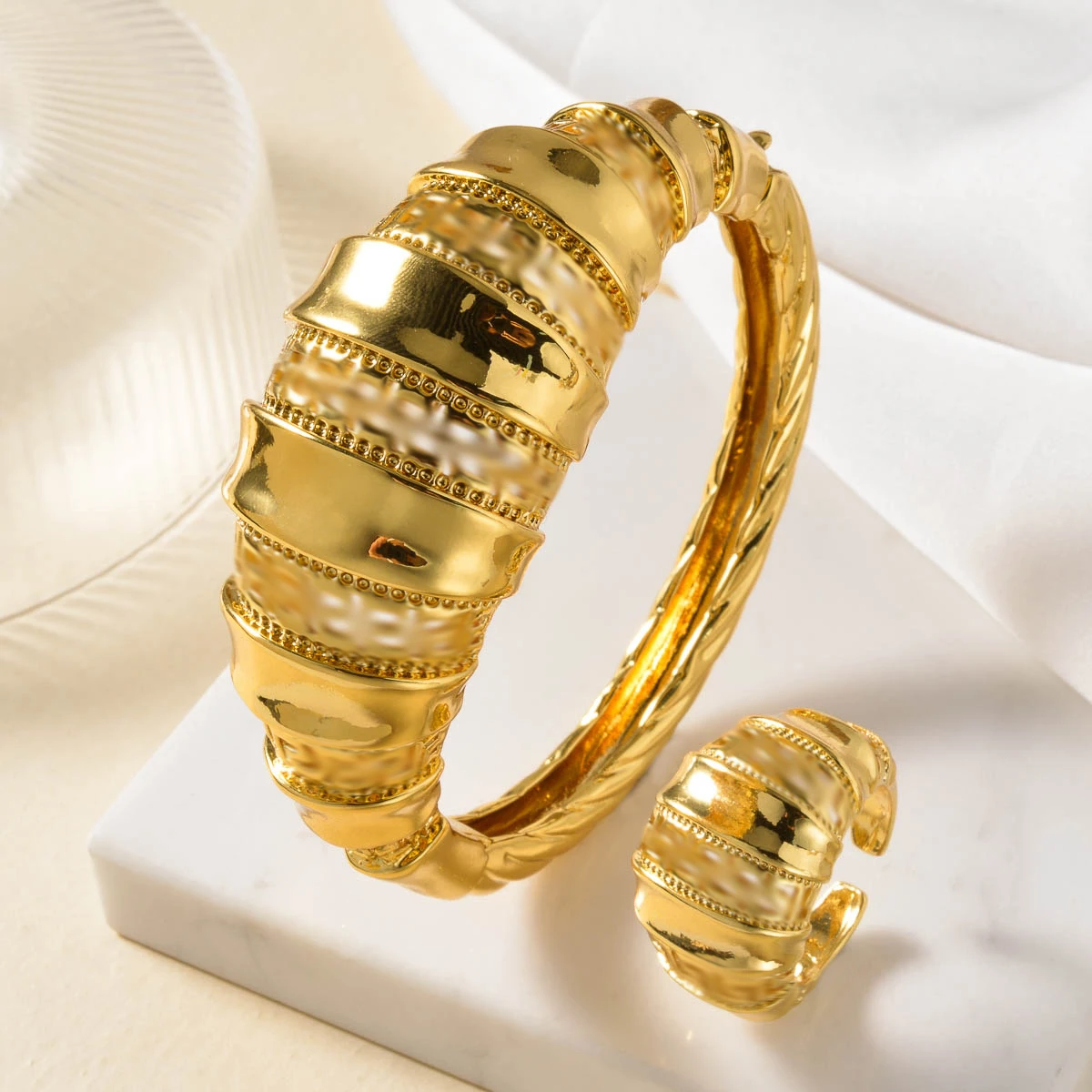 A Set Men's Women's Jewelry Set Water Ripple Simple C-shaped Stainless Steel Bracelet Ring Suitable Daily Versatile Jewelry Gift image 2