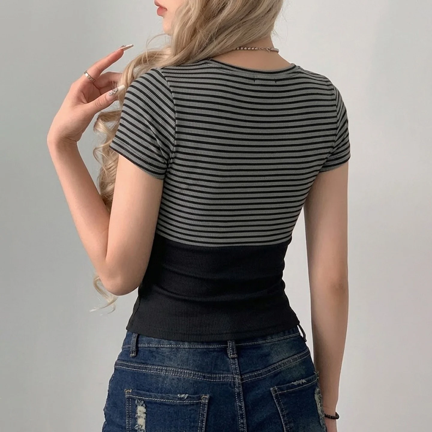 

Spicy Girl Pure Desire Style Button Lace Splice Two-Piece Set Short Sleeve T-Shirt Slim Fit Base Layer Cross-Border New Model