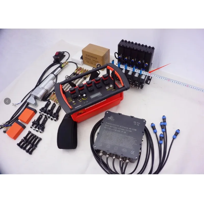 

Свяжитесь со службой поддержки перед заказом беспроводного радиоуправления с джойстиком и мотором для кранов Custom5 TTS.