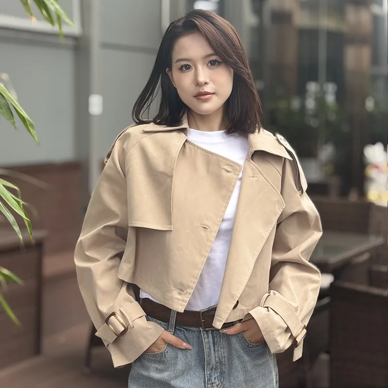 

2025 Spring and Autumn Retro Lapel Design Single-Breasted Loose Short Windbreaker Versatile Long-sleeved Jacket for Women