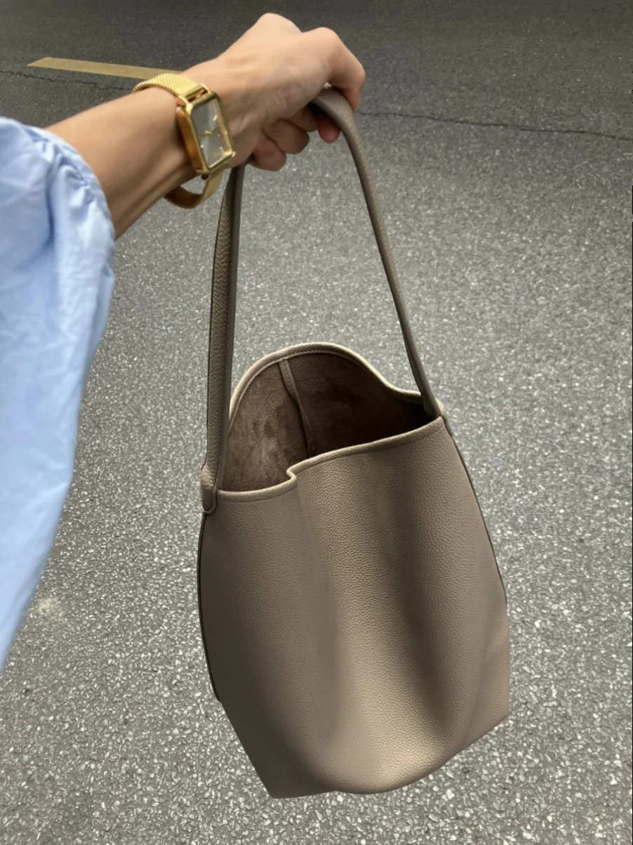 

High-End Large Soft Leather Tote Buet Bag Women's Commuter oulder Bag Faionable Autumn Winter New Sle Capaci